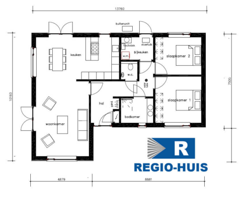 Plattegrond van de begane grond van bungalow B180 van Regio-Huis. De indeling omvat een ruime woonkamer, een open keuken, comfortabele slaapkamers en een badkamer, ontworpen voor energiezuinig en onderhoudsarm wonen.