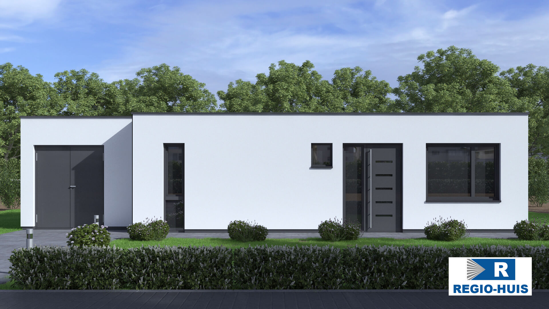 Exterieur van bungalow B178 van Regio-Huis, een moderne prefab woning met staalframebouw. Het ontwerp heeft een strak plat dak, grote ramen en een ruime berging, ideaal voor comfortabel en energiezuinig wonen. 03